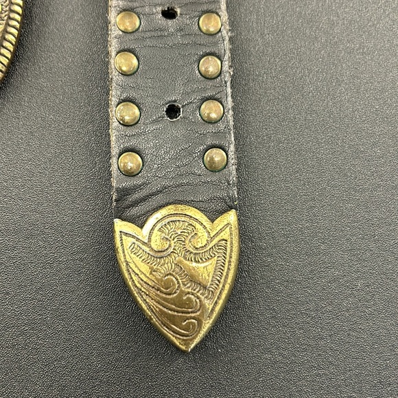 Women’s, Belts, Sand Castle, Small, Black & Gold Tone - Picture 6 of 13